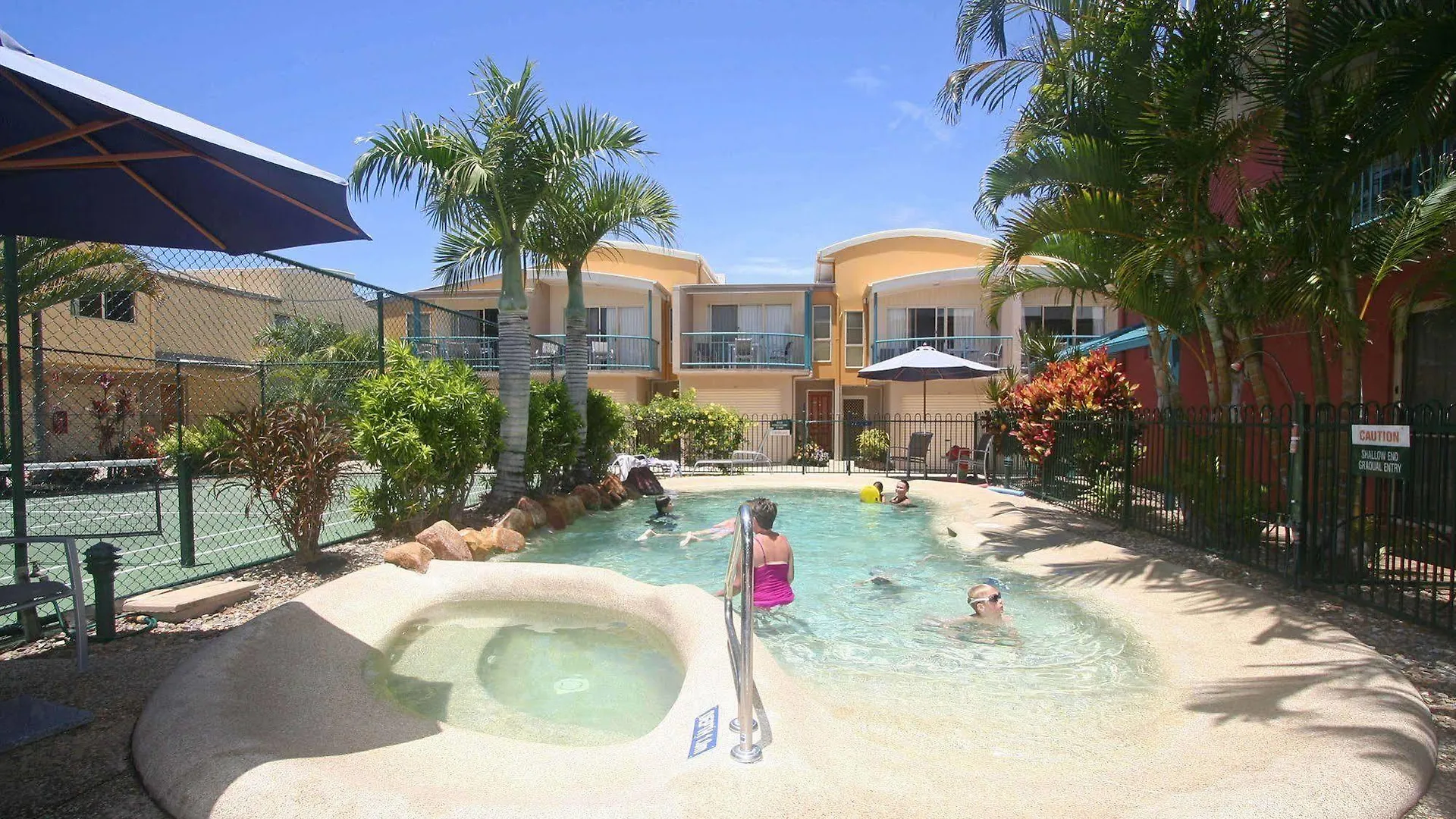 Aparthotel Coolum Beach Getaway Resort