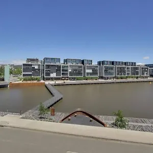 The Prince Lakefront Kingston Act Apartment Canberra